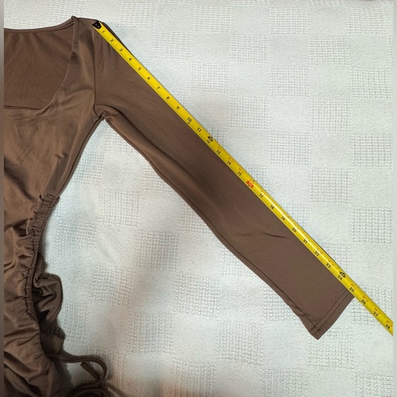 Elegant Brown Long Sleeve Dress - Picture 15 of 15